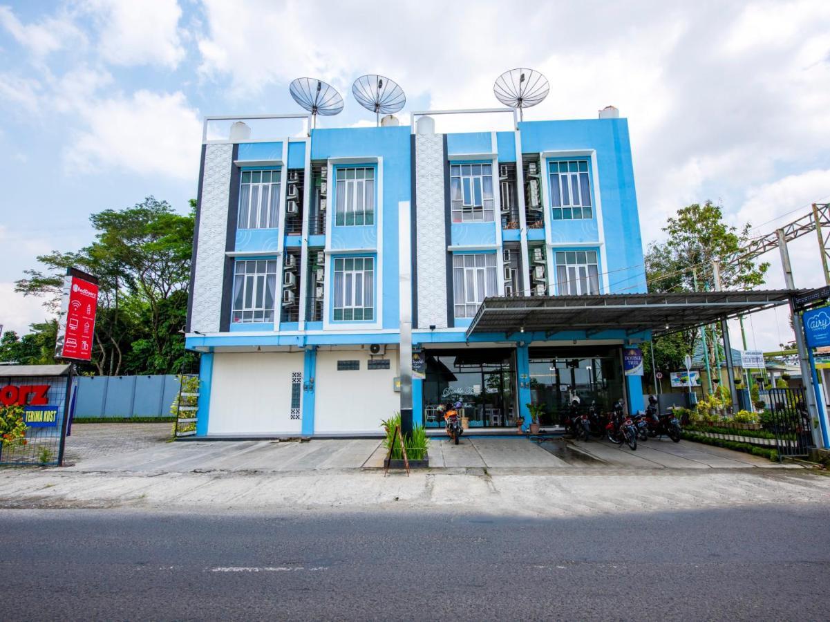 Oyo 3746 Double Tree Guesthouse Purwokerto Extérieur photo