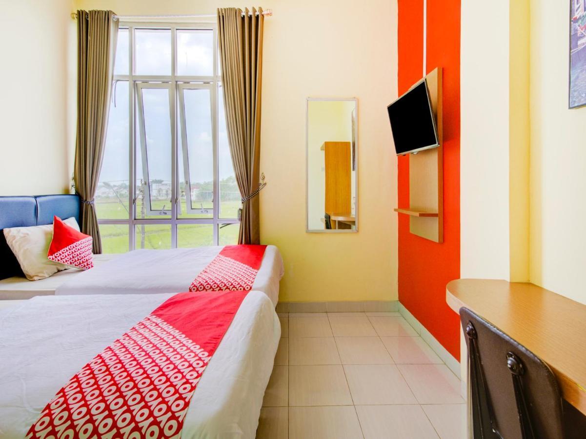 Oyo 3746 Double Tree Guesthouse Purwokerto Extérieur photo