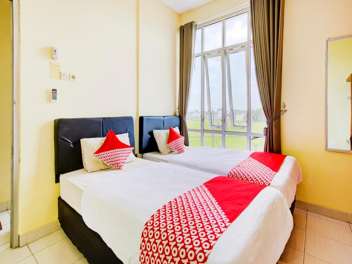 Oyo 3746 Double Tree Guesthouse Purwokerto Extérieur photo