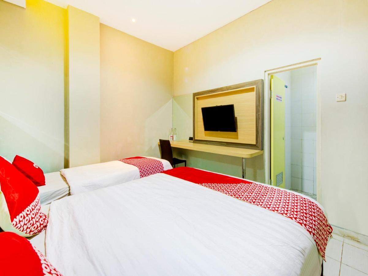 Oyo 3746 Double Tree Guesthouse Purwokerto Extérieur photo