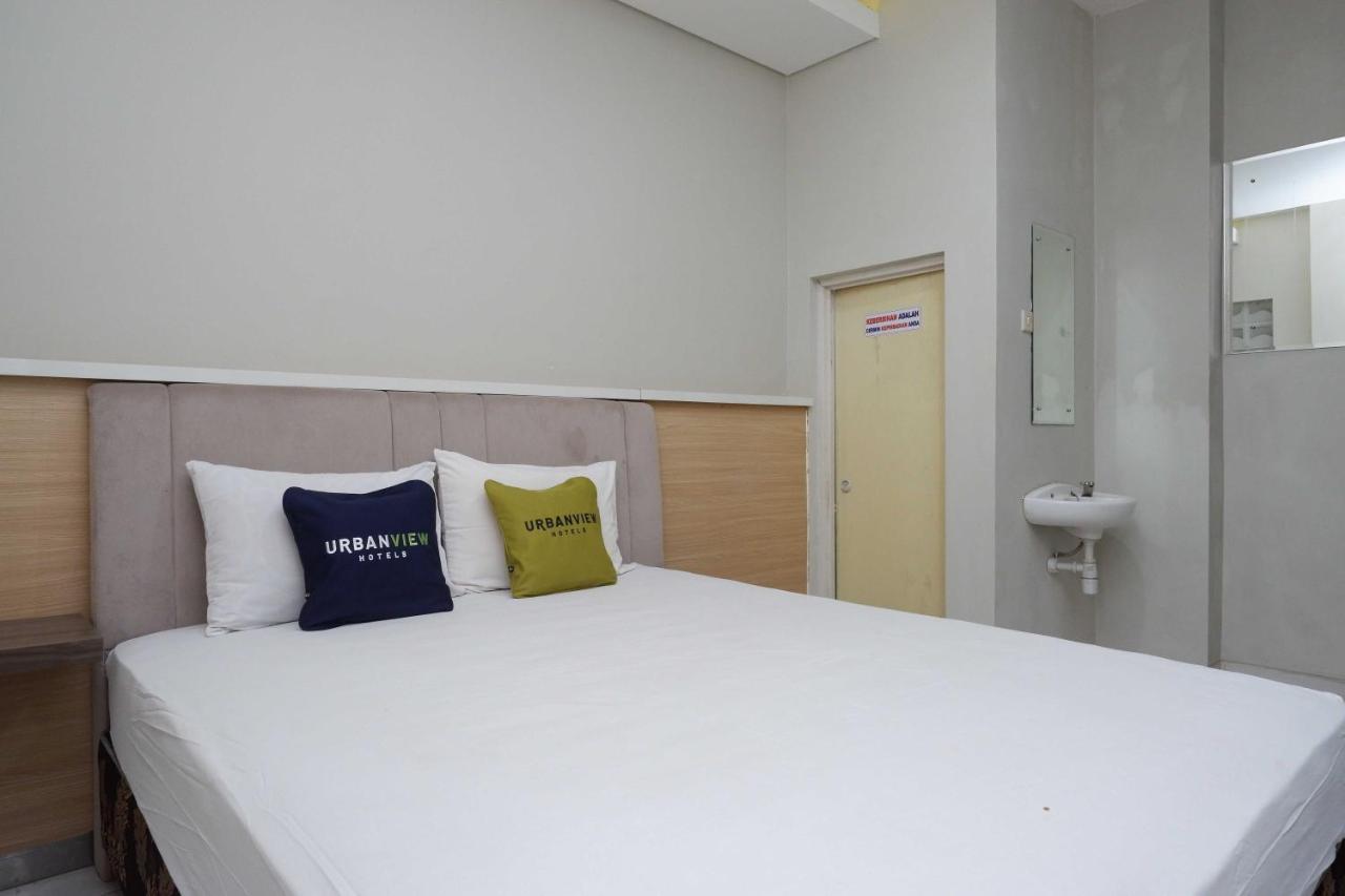 Oyo 3746 Double Tree Guesthouse Purwokerto Extérieur photo