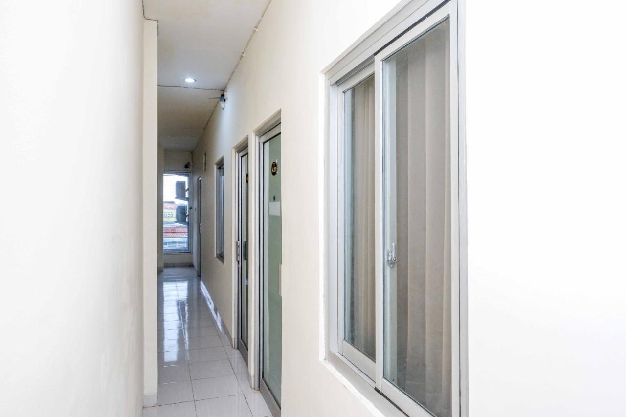 Oyo 3746 Double Tree Guesthouse Purwokerto Extérieur photo