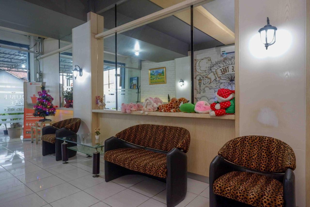 Oyo 3746 Double Tree Guesthouse Purwokerto Extérieur photo