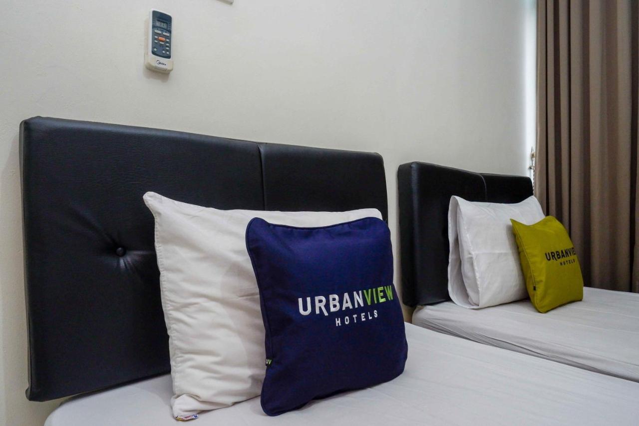 Oyo 3746 Double Tree Guesthouse Purwokerto Extérieur photo