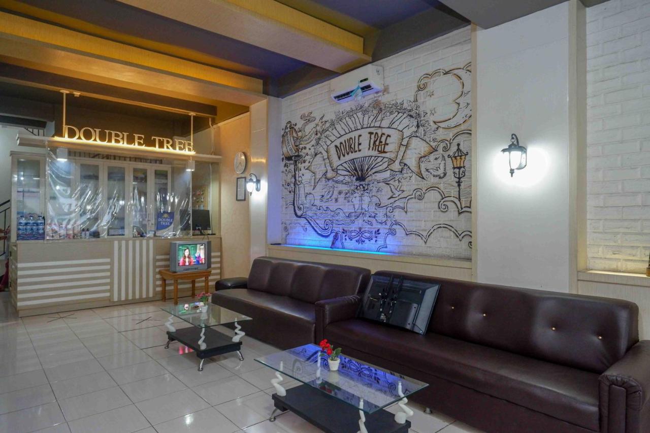 Oyo 3746 Double Tree Guesthouse Purwokerto Extérieur photo