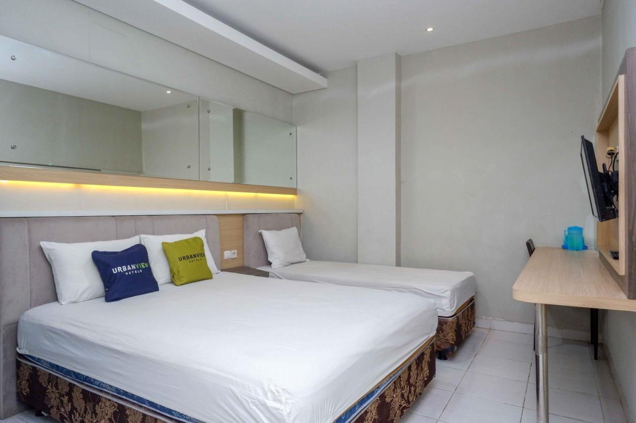 Oyo 3746 Double Tree Guesthouse Purwokerto Extérieur photo